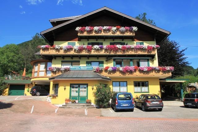 Seepension Neubacher Kg Nussdorf am Attersee Exterior photo